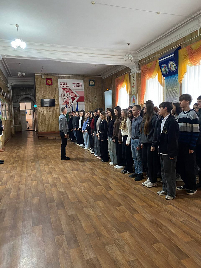 Новая неделя – новые свершения: в СКФКУиС прошла торжественная линейка, посвященная началу учебного года