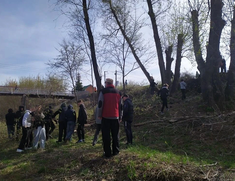 СЕРДЦА, ПОЛНЫЕ ГОРДОСТИ: СКФКУиС В АВАНГАРДЕ ЧИСТОТЫ И ПАМЯТИ